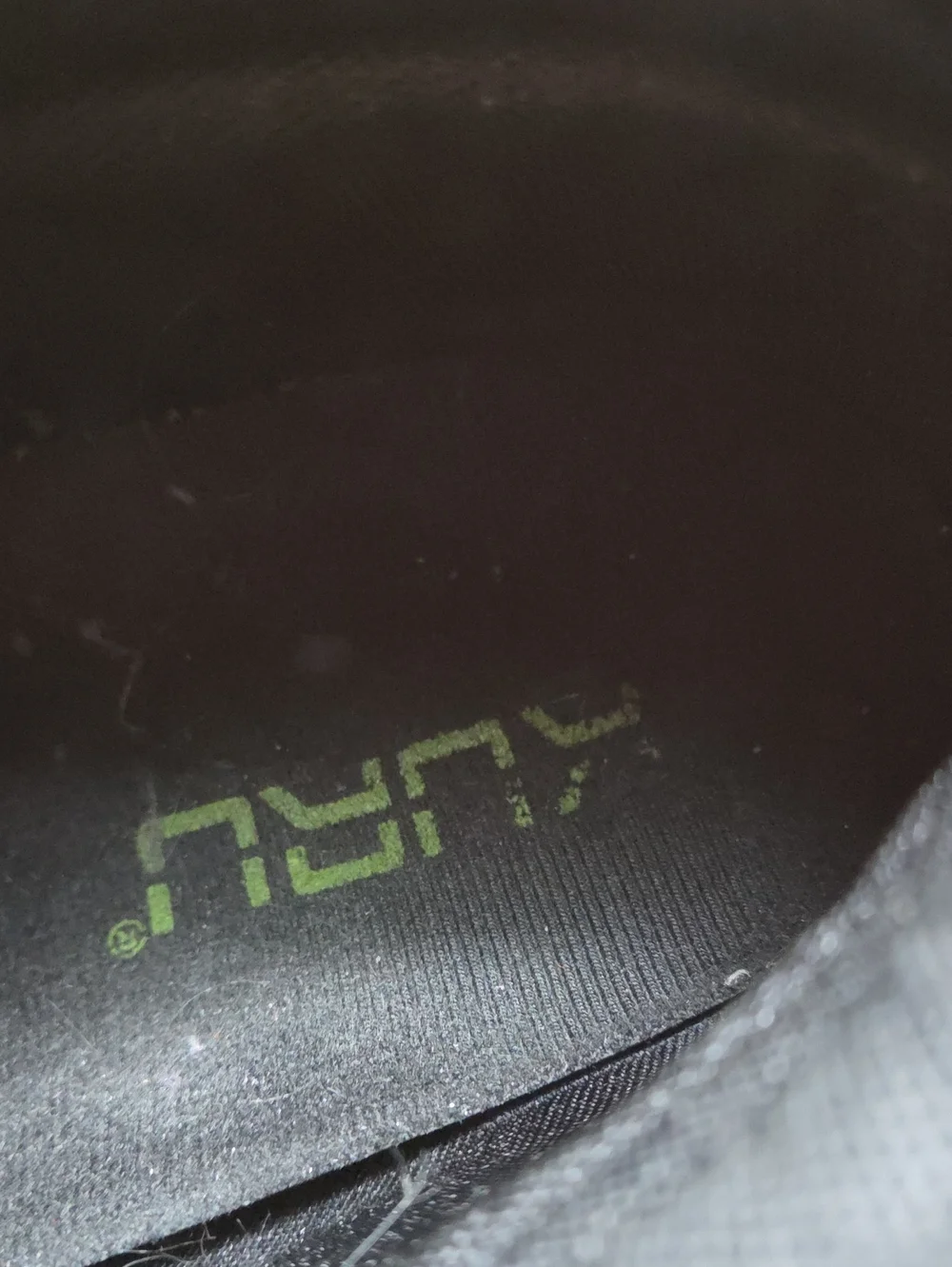 KURU leather dark